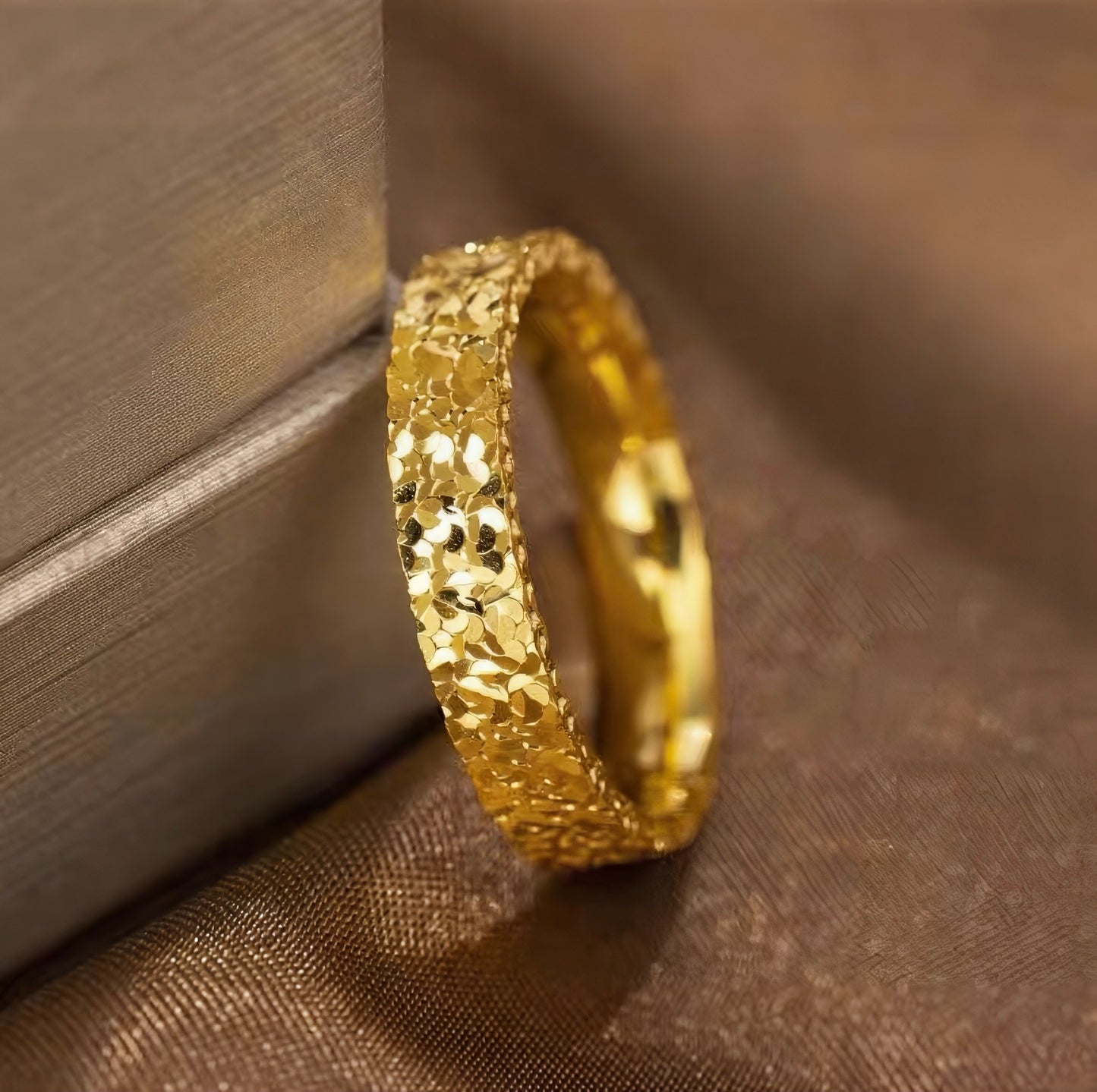 Solis Ring